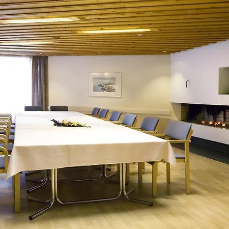 Hotel & Cottages Summassaari Saarijärvi