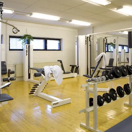 Hotel Hotel & Cottages Summassaari 3*