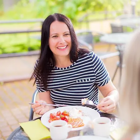 Hotel & Cottages Summassaari Saarijärvi