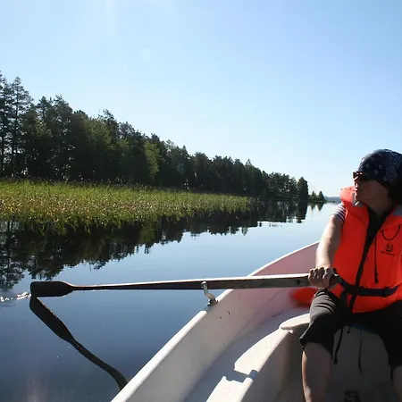 Hotel & Cottages Summassaari 3*