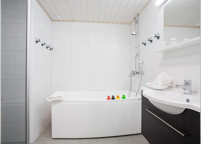Hotel Hotel & Cottages Summassaari Saarijärvi